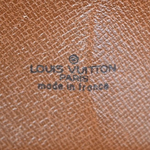 LOUIS VUITTON Saint Cloud GM Shoulder Bag Monogram Leather Brown - Picture 14 of 16
